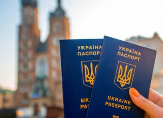 Тимчасовий захист чи біженство. Алгоритм перебування українців за кордоном