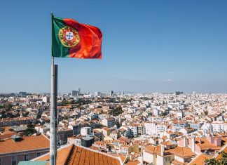 Як отримати Digital Nomad Visa у Португалії